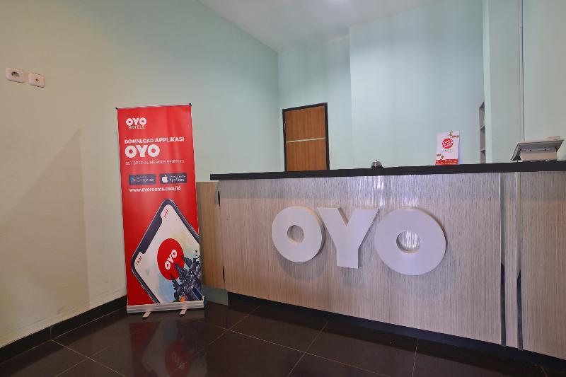 Oyo 1097 Appartel Cempaka Hotel 2*