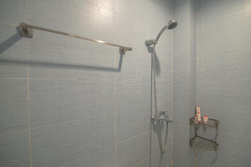 Oyo 1097 Appartel Cempaka Hotel Pontianak