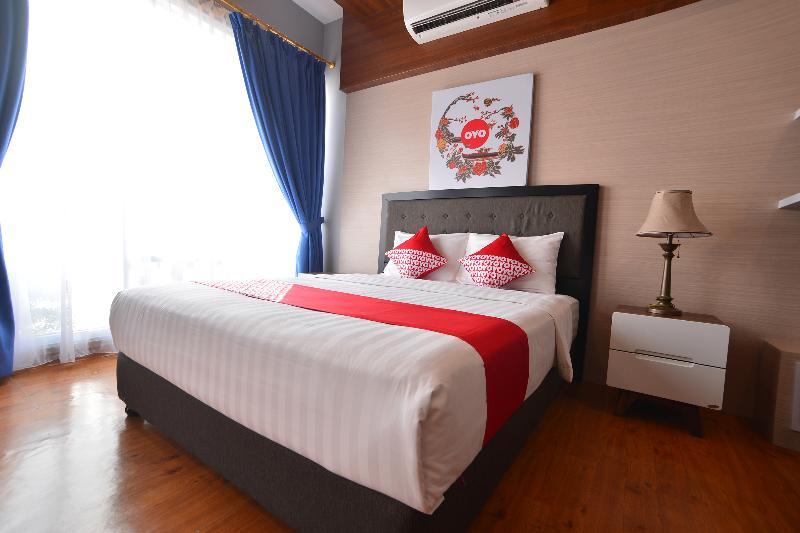 Oyo 1097 Appartel Cempaka Hotel
